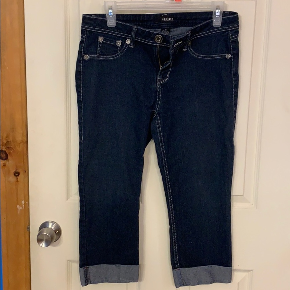 Ana Capri length jeans.